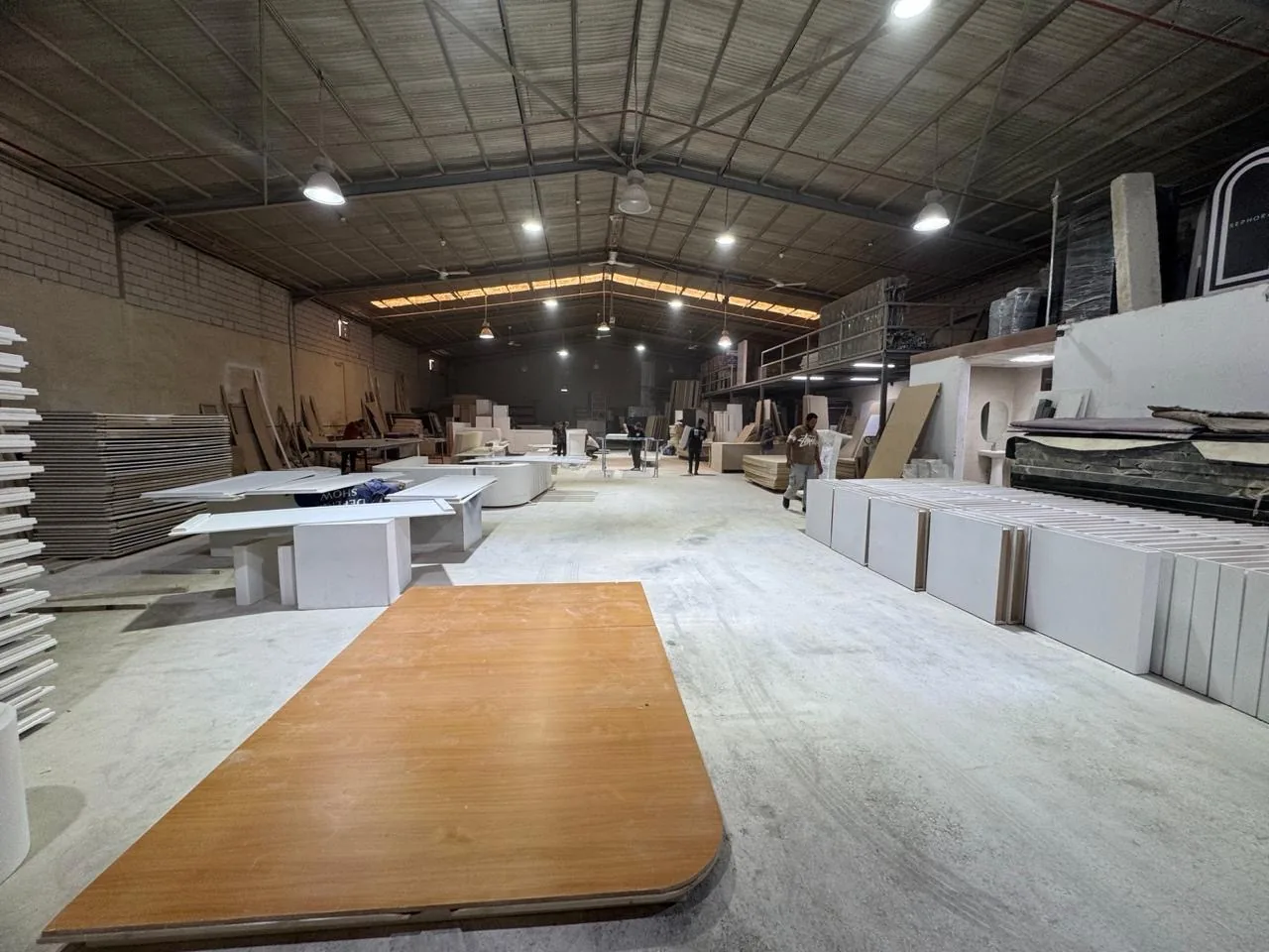 Workshop production hall
